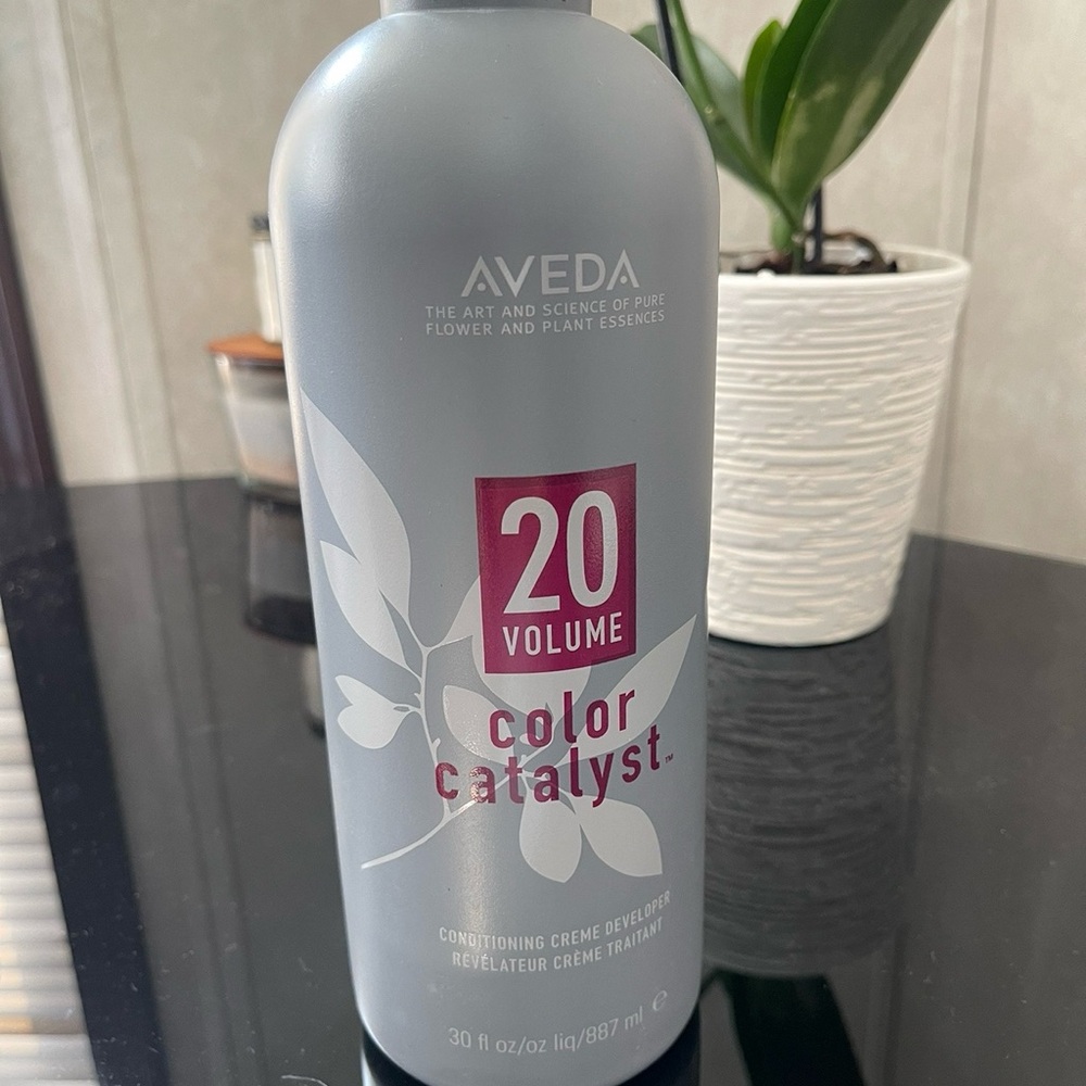 AVEDA 20 Volume Color Catalyst